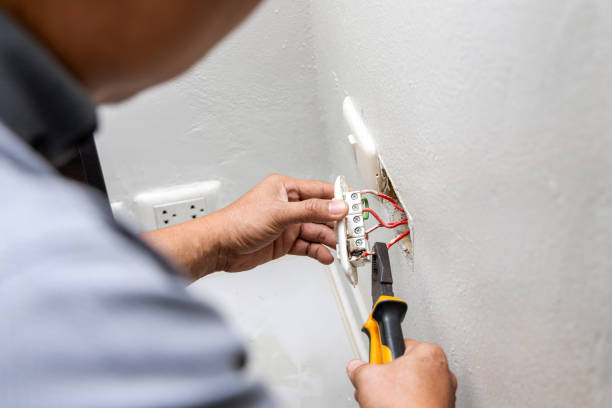 Best Electrical Outlet Repair  in Lindon, UT